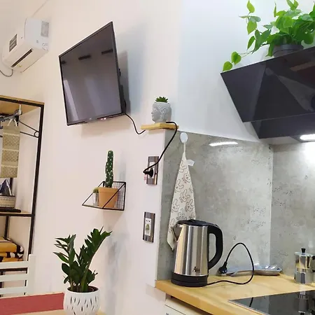 Beautiful Modern In Bllok Apartment Tirana