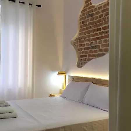Beautiful Modern In Bllok Apartment *