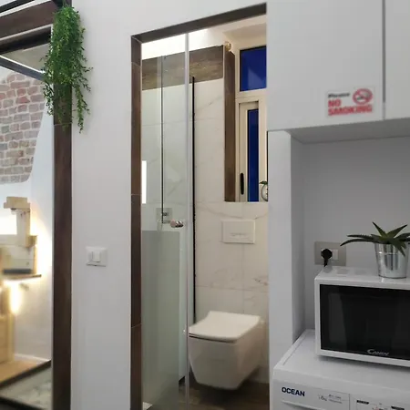 Beautiful Modern In Bllok Apartment