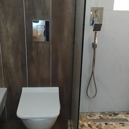 Beautiful Modern In Bllok アパート