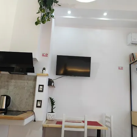 Beautiful Modern In Bllok * ティラナ