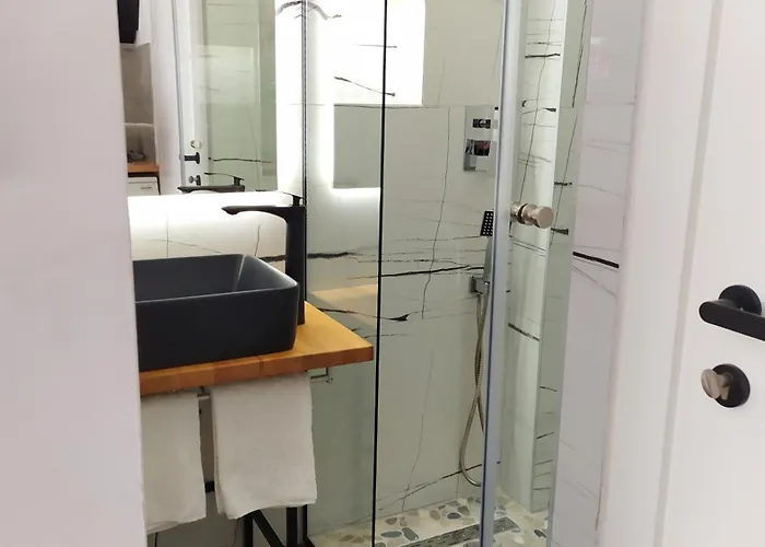 Beautiful Modern In Bllok Apartment Tirana
