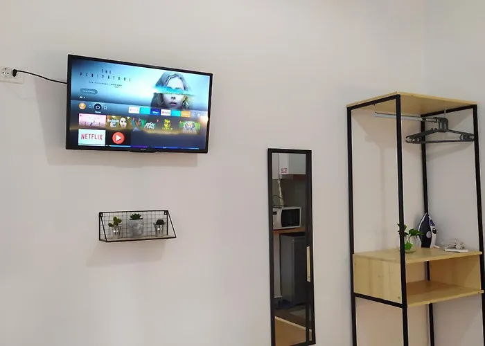 Beautiful Modern In Bllok Apartment