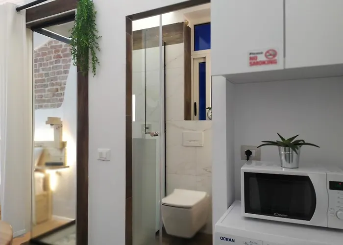 Beautiful Modern In Bllok Apartment