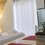 Beautiful Modern In Bllok Apartment *