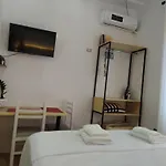 Beautiful Modern In Bllok Apartment *