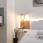 Beautiful Modern In Bllok Daire *
