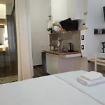 Beautiful Modern In Bllok Apartment *