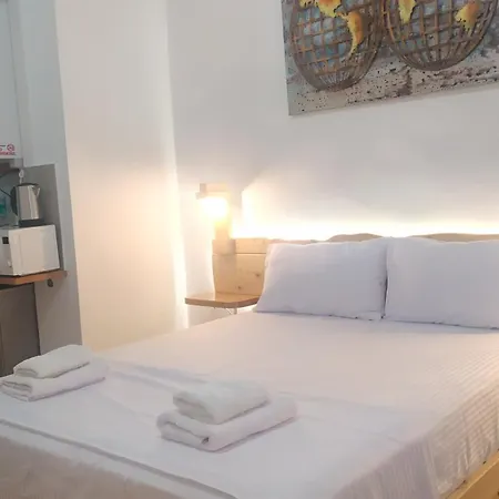 Beautiful Modern In Bllok تيرانا