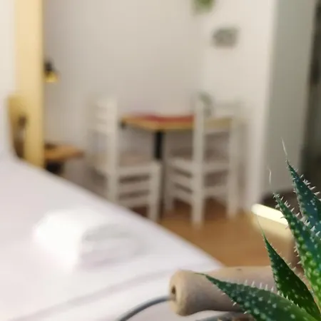 Beautiful Modern In Bllok شقة تيرانا
